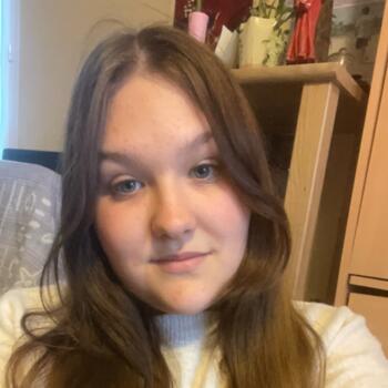 Babysitter in Semblançay: Eva