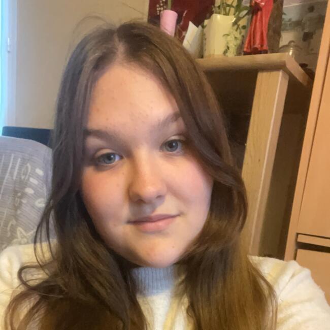 Babysitter in Semblançay: Eva