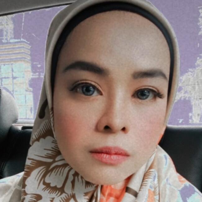 Babysitter in Singapore Island: Nur