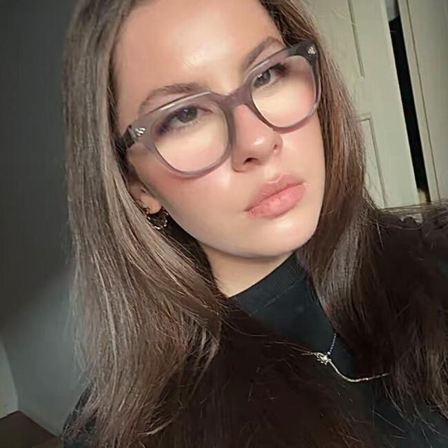 Babysitter in Vullierens: Vlera