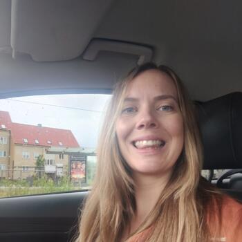 Babysitting job in Rønde: Karina