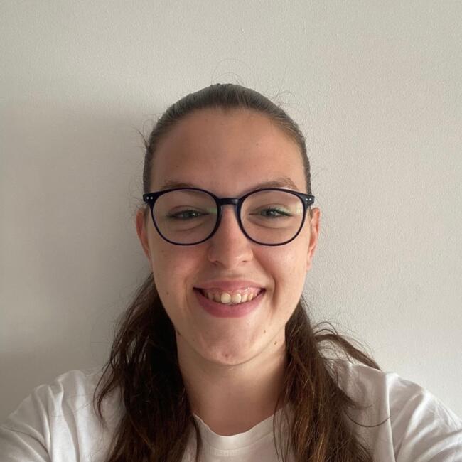 Babysitter in Madrid: Maria