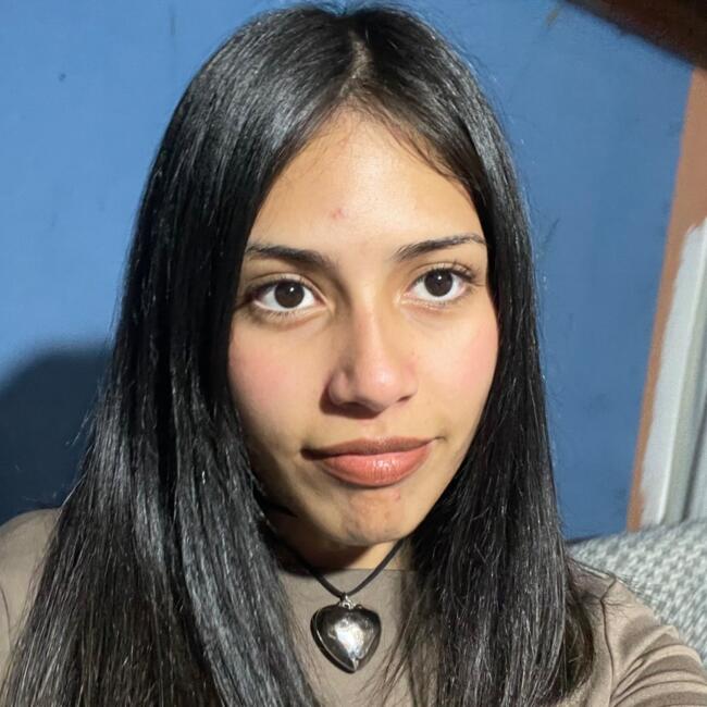 Babysitter in Morón: Priscila