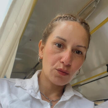 Niñera en Mariano Moreno (Buenos Aires): Paula