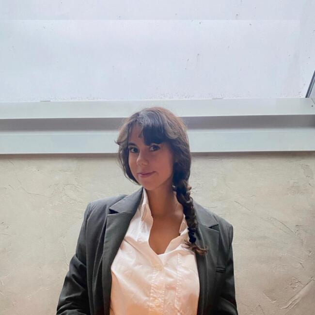 Babysitter in London: Carolina