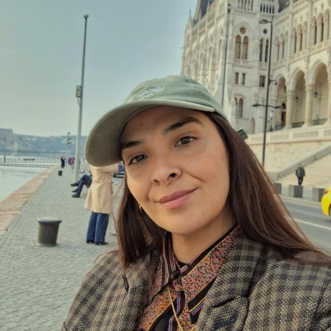 Babysitter in Budapest: Luciana