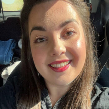 Babysitter in Neuvic-sur-l'Isle: Manon