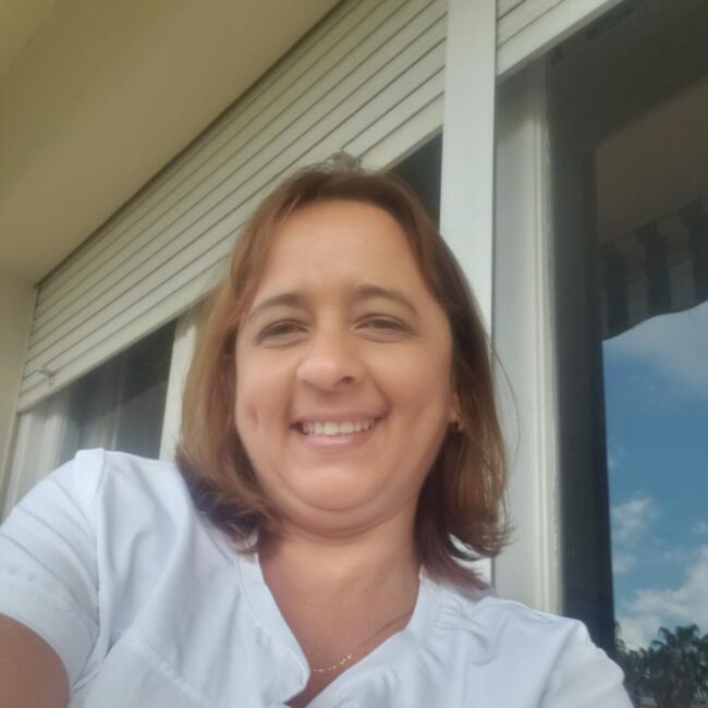 Babysitter in Montevideo: Yarieta Casanovas Callol