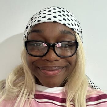 Babysitter in London: Esther