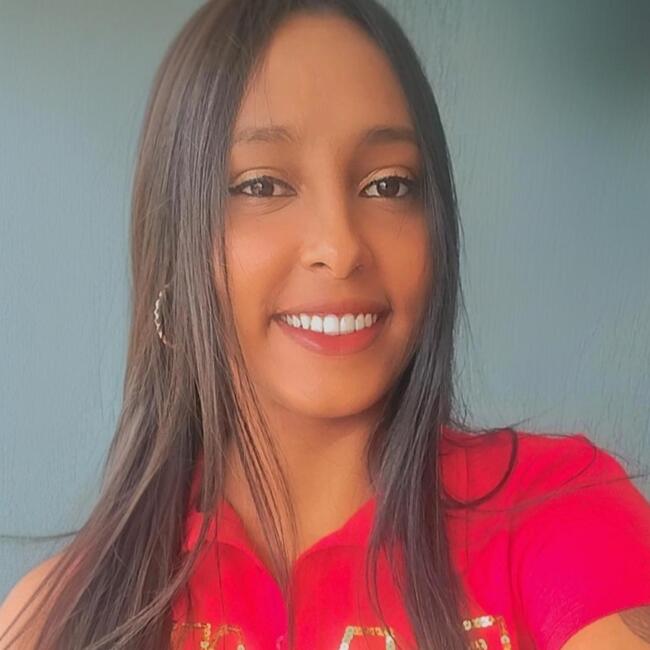 Babá em Brasília: Clara oliveira