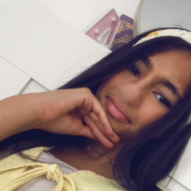 Babysitter in Belleville: Aya
