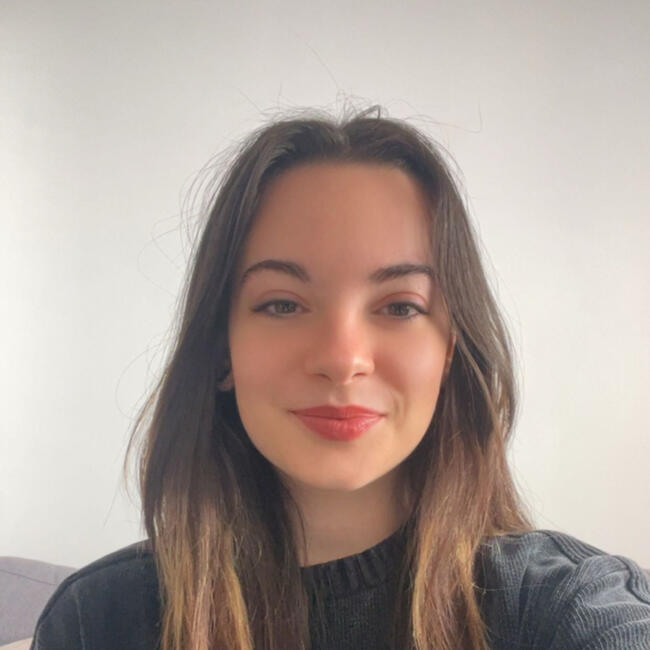 Babysitter in Grenoble: Caleen