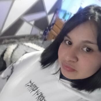 Babysitter in Almirante Brown: Andrea