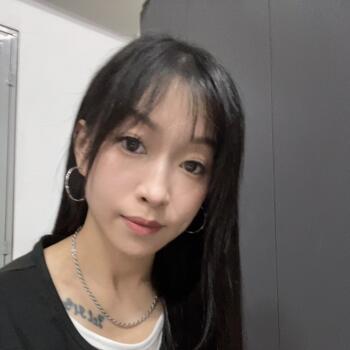 Babysitting job in Kajang: babysitting job Debbie