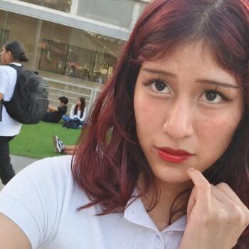 Babysitter in Lima: Alisson