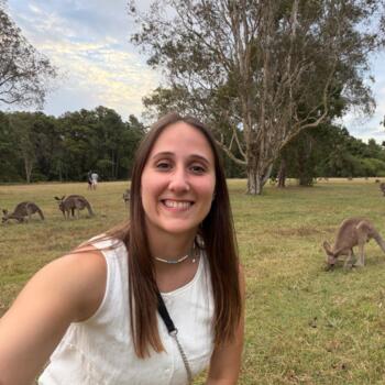 Babysitter in Gold Coast: Lorena