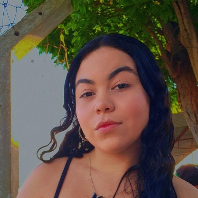 Babá em Pindamonhangaba: Nikole