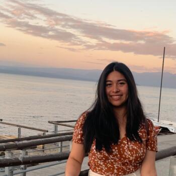 Babysitter in Villarrica: Yamna Pozas