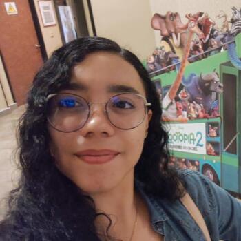 Babysitter in Palmira: Daniela