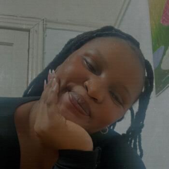 Babysitter in Westville: Ozayo