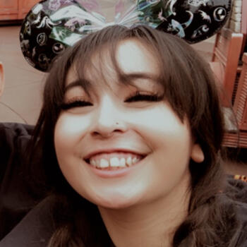 Babysitter in Los Banos: Danielle