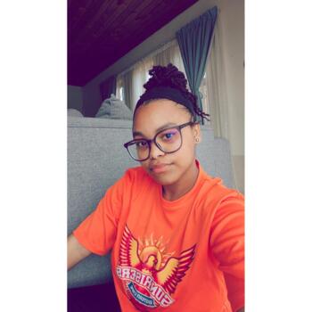 Babysitter Uitenhage: Teslynne