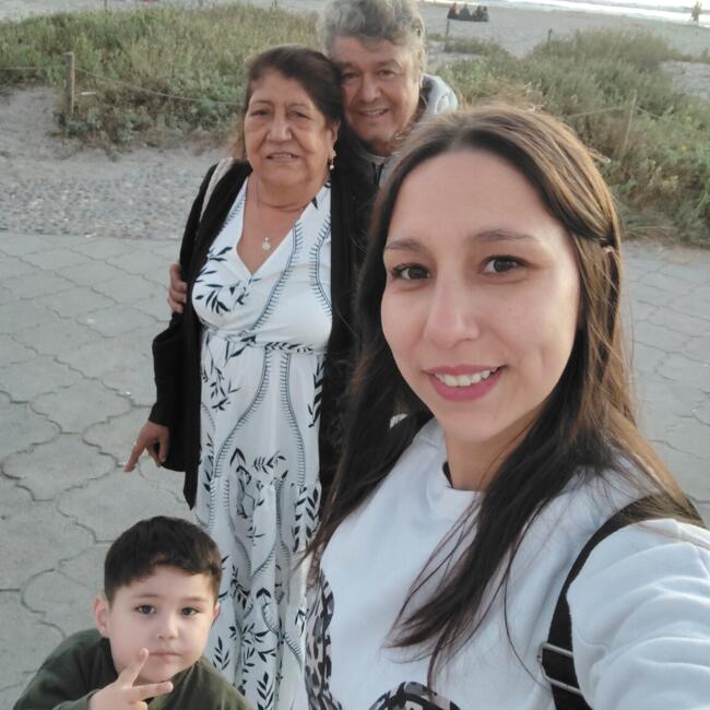 Babysitting job in La Pintana: Viviana