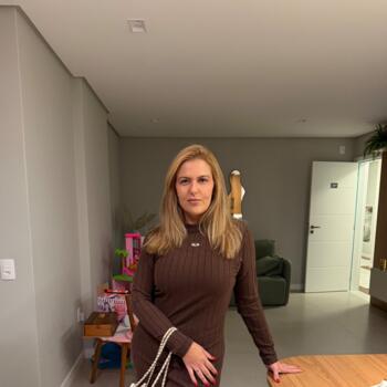 Babysitting job in Piçarras: babysitting job Alana