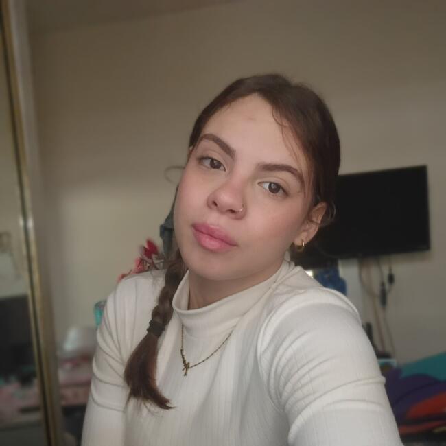 Babysitter in Vega Alta: Ariana
