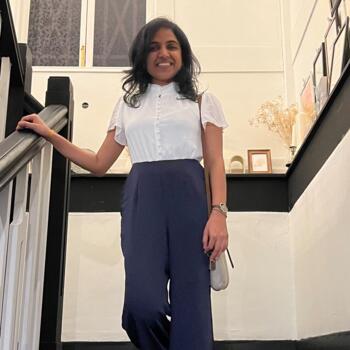 Babysitter Berlin: Seema