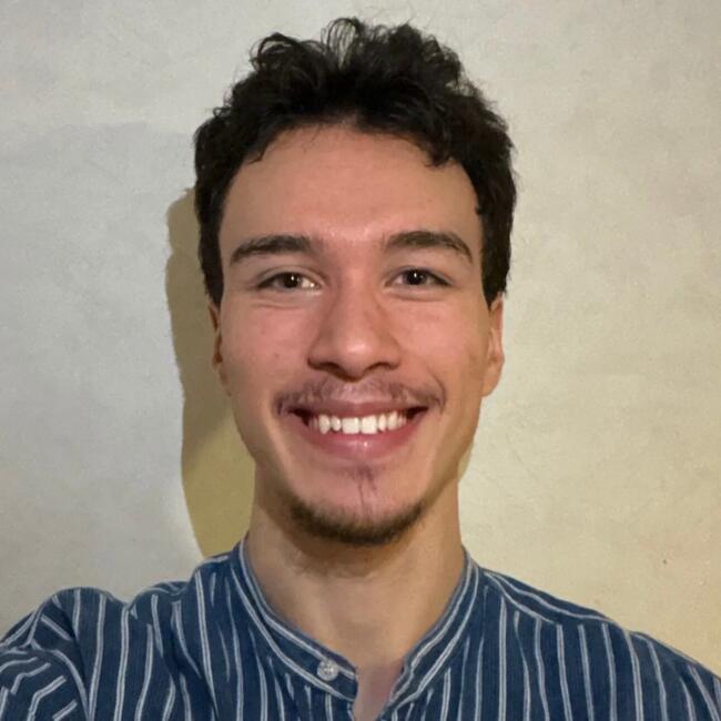 Babysitter in Hérouville-Saint-Clair: Adrien
