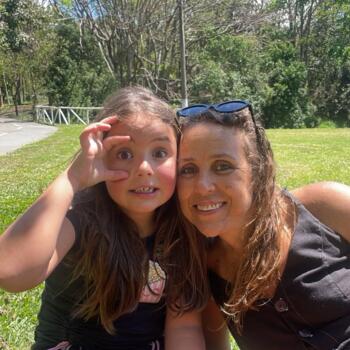 Babysitter São Pedro da Aldeia: Viviane