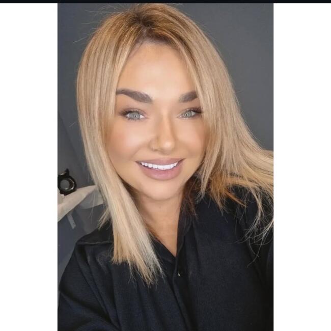 Babysitter in Ballyboden: Ash