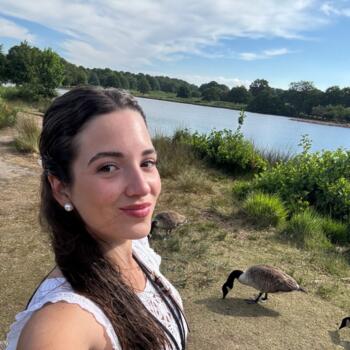 Babysitter in Pinto: Olivia