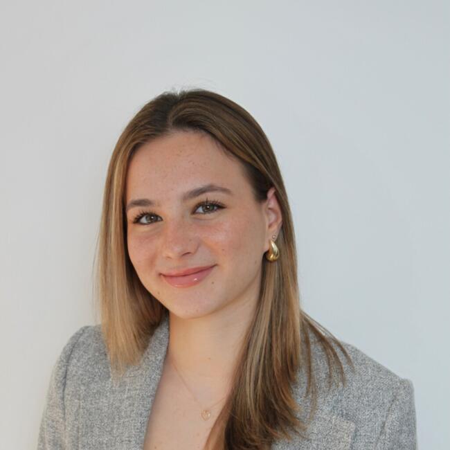 Babysitter in Krems an der Donau: Cecilia