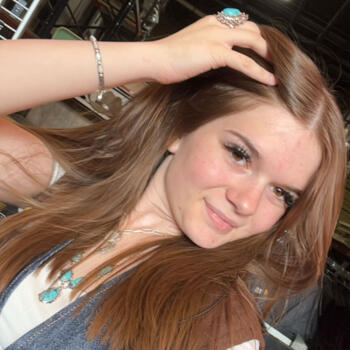 Babysitter in St. George: Vanessa