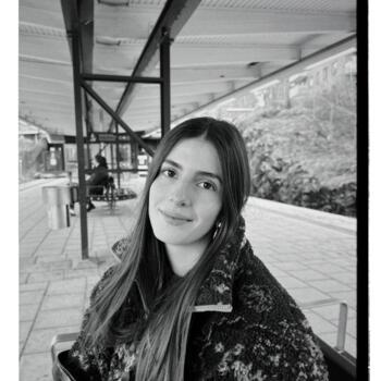 Babysitter in Stockholm: Andreia