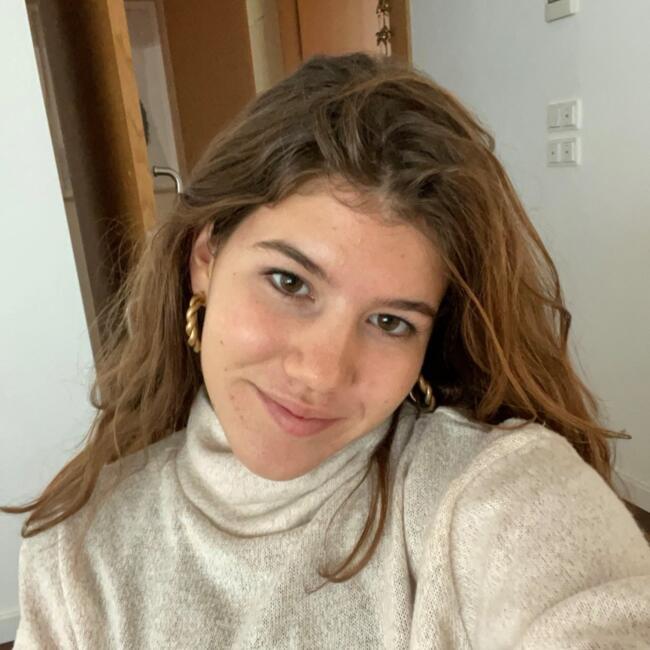 Babysitter in Lisbon: Mariana
