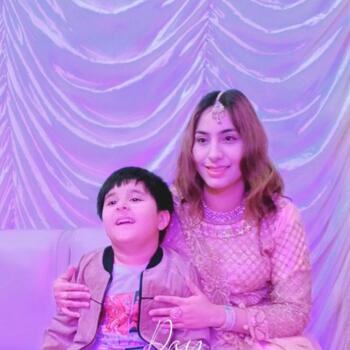 서울나드리 베이비시터 일자리: 베이비시터 일자리 Diya