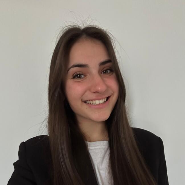 Babysitter in Toulouse: Manon