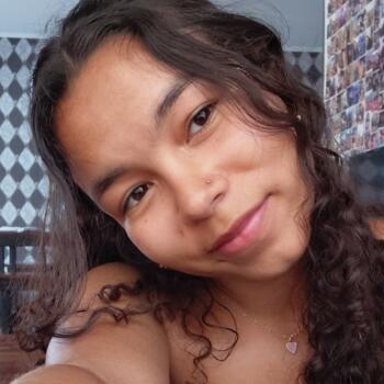 Babysitter Bauru: Jhenifer