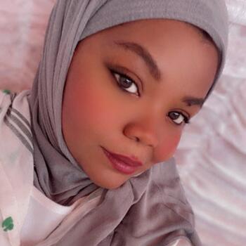 Babysitter in Agadir: Zeineb