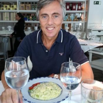 Trabajo de canguro en Pozuelo de Alarcón: trabajo de canguro José Ignacio Fernandez Vicente