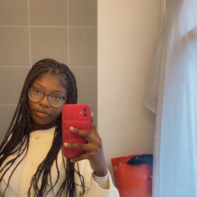 Babysitter in Saint-Josse-ten-Noode: Pauline