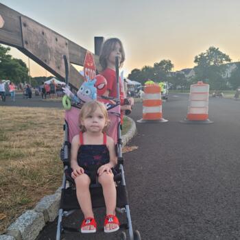 Babysitting job in Sayreville: babysitting job Nicole