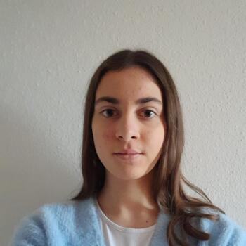 Babysitter in Mons: Alexandra