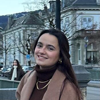 Babysitter in Oeiras: Ines