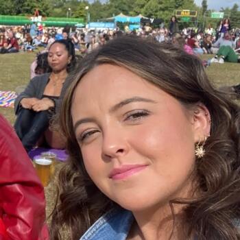 Baby-sitter in Blackrock: Caitlin