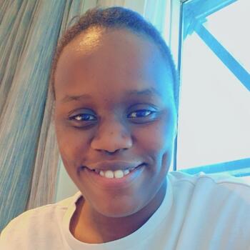 مربية أطفال الريان: Mary