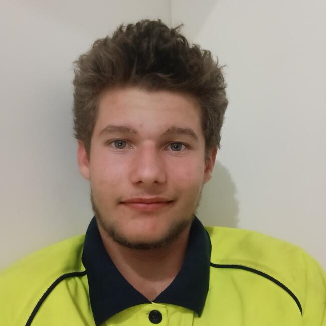 Babysitter in Adelaide: Albert